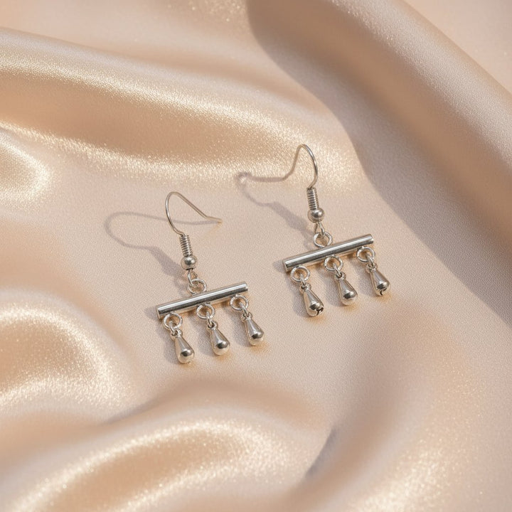 Petra Minimalist Earrings