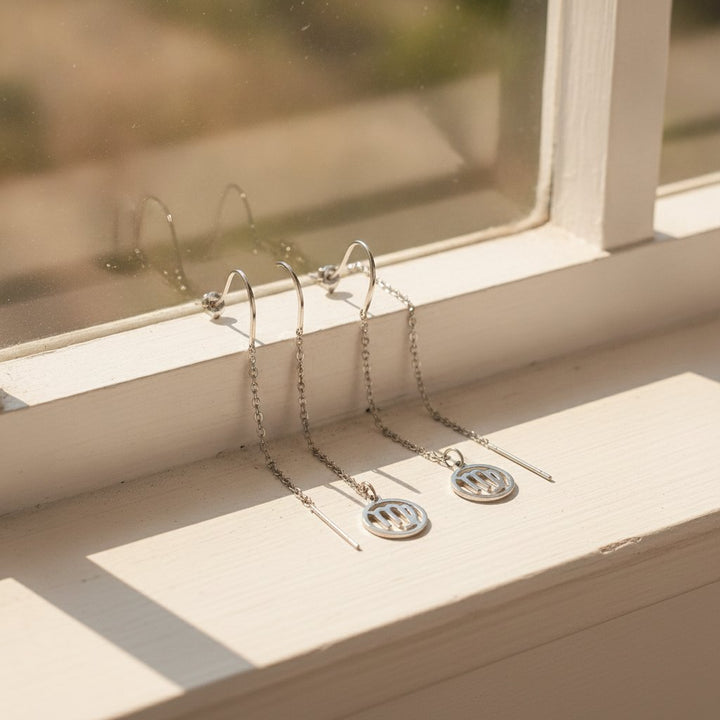 Vera Minimalist Earrings