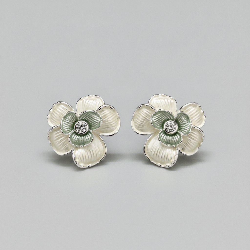 Kaia Earrings