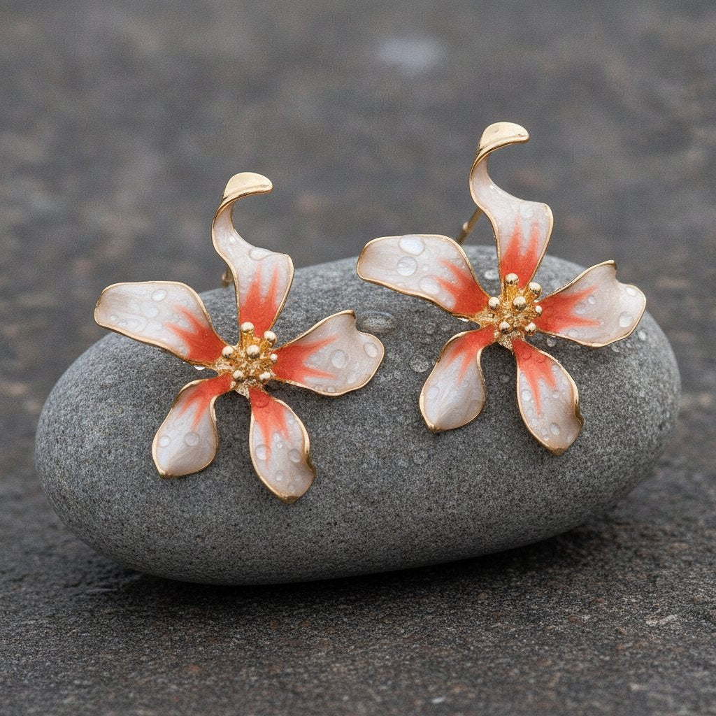 Kaia Earrings