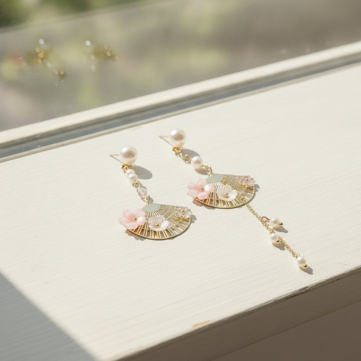 Yara Pearl Earrings