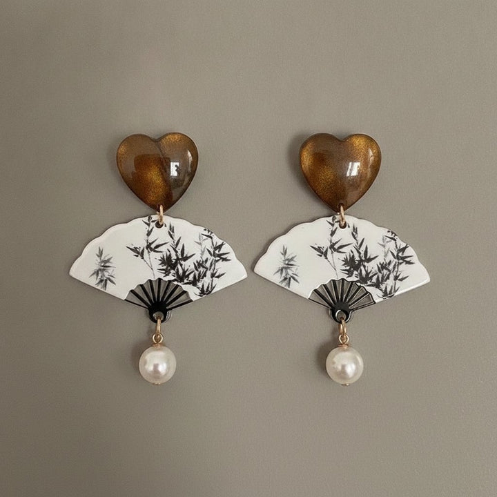 Greta Pearl Earrings