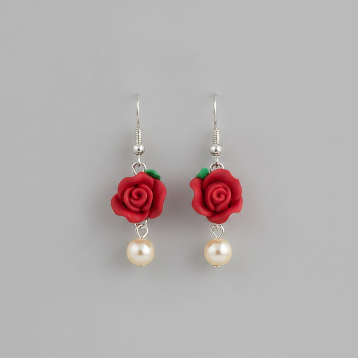 Kira Pearl Earrings