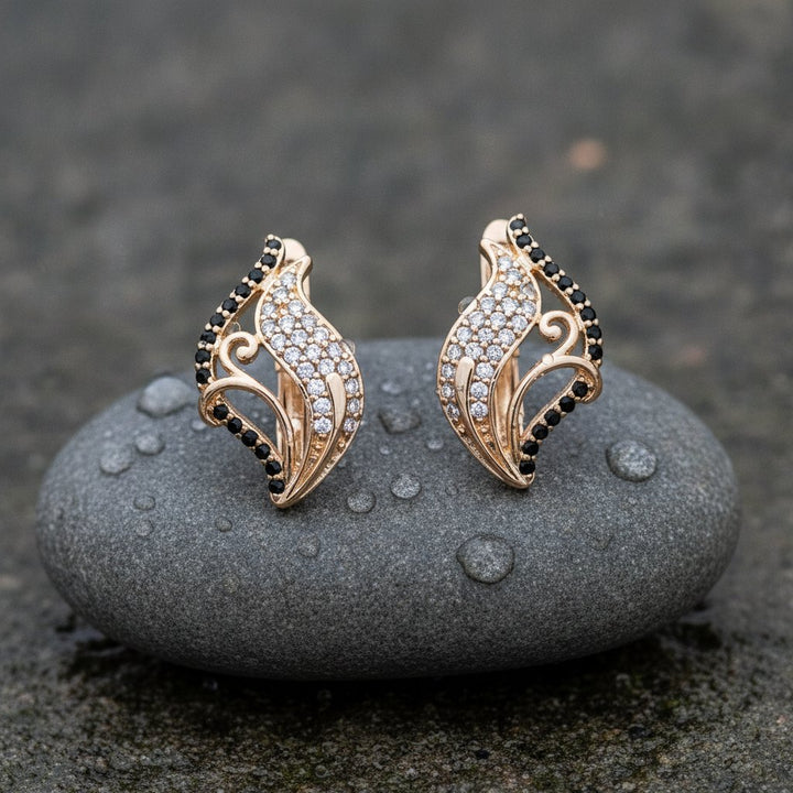 Fiora Gold Earrings