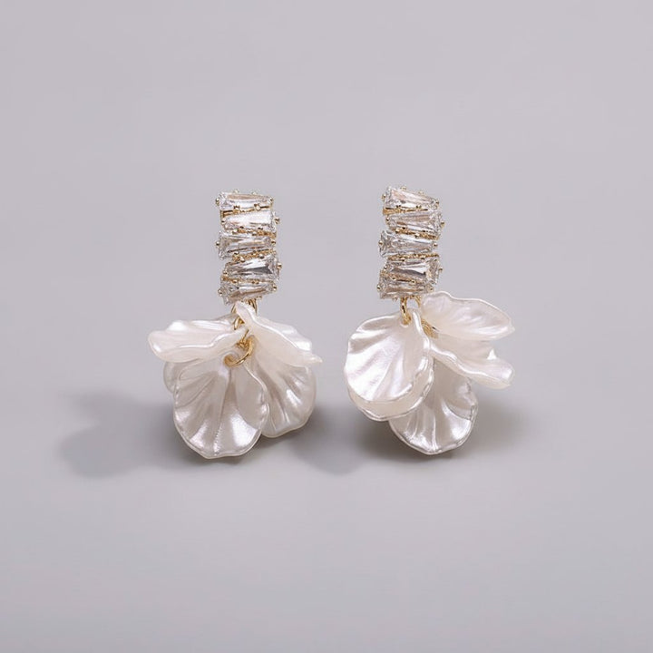 Amelie Gold Earrings