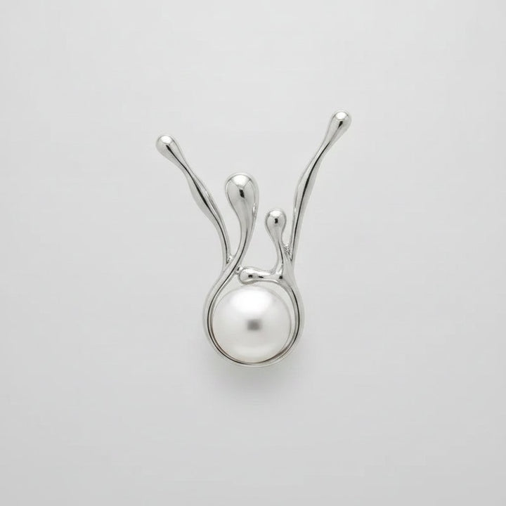 Amelie Pearl Earrings
