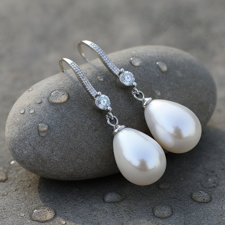 Noor Pearl Earrings