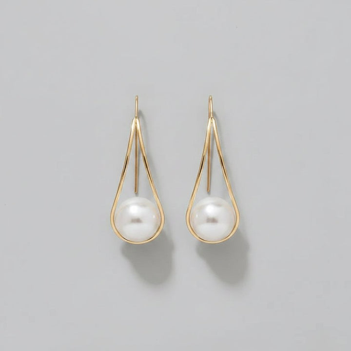 Noor Pearl Earrings