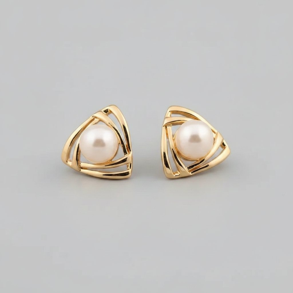 Selene Pearl Earrings