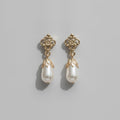 Elise Pearl Earrings