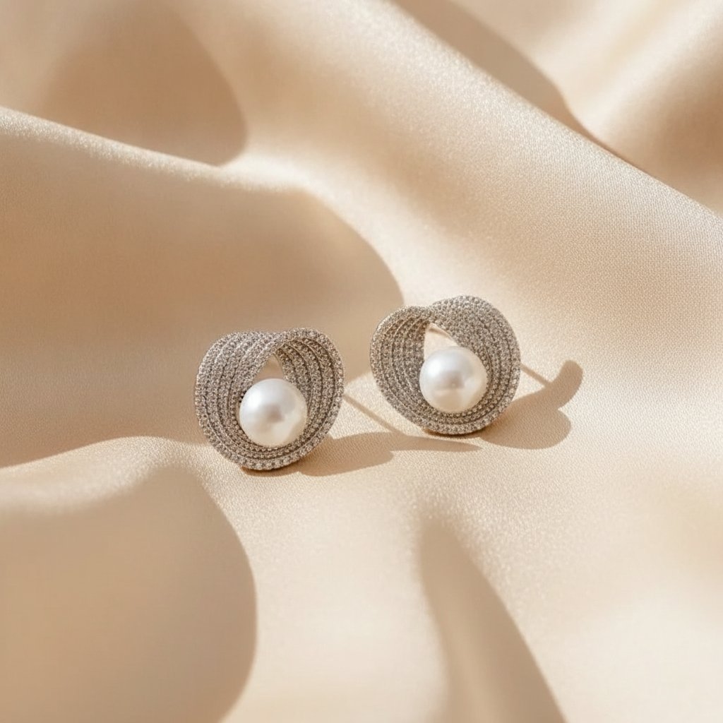 Elise Pearl Earrings