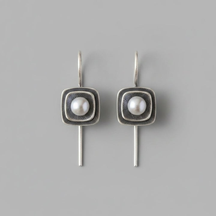Zaria Pearl Earrings