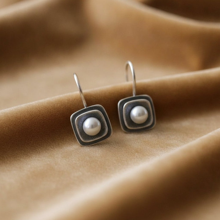 Zaria Pearl Earrings