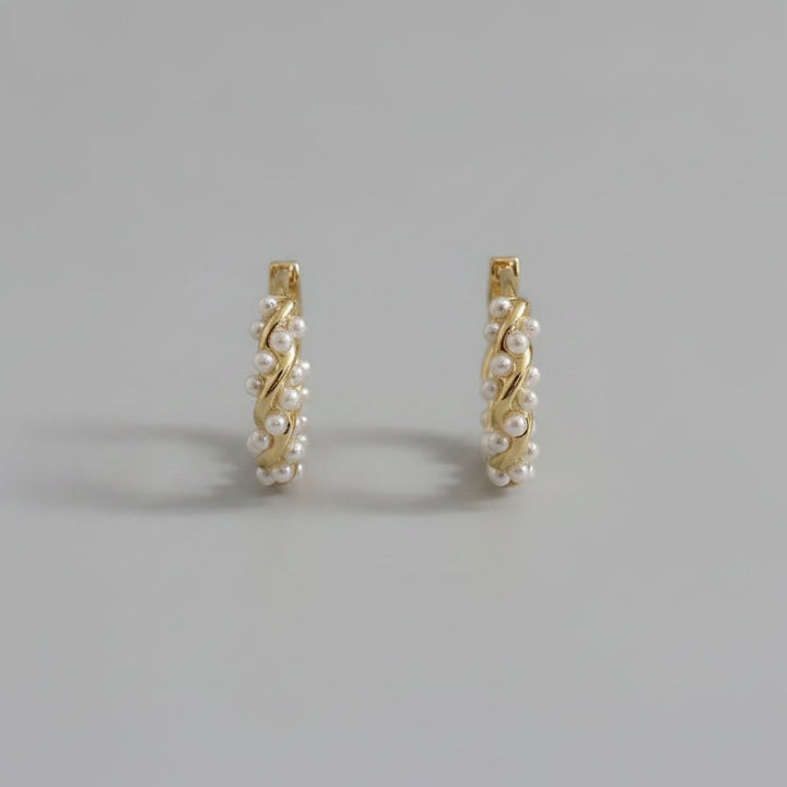 Doria Pearl Earrings