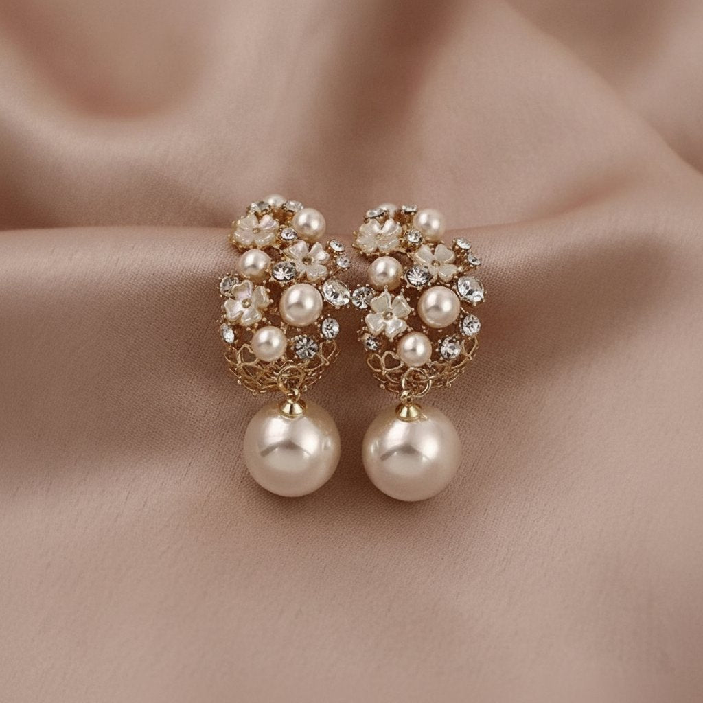 Pendientes elegantes con perlas hermosas