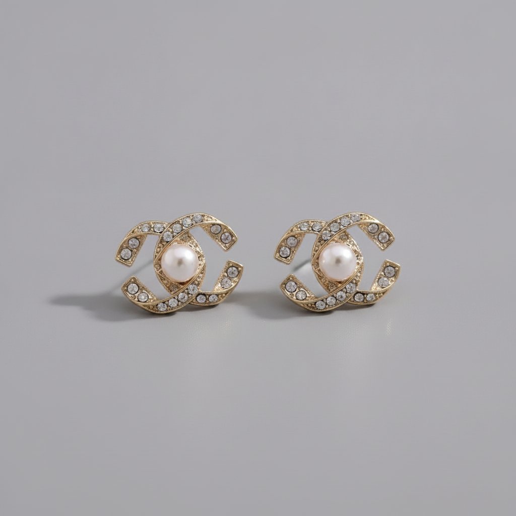 Bela Pearl Earrings