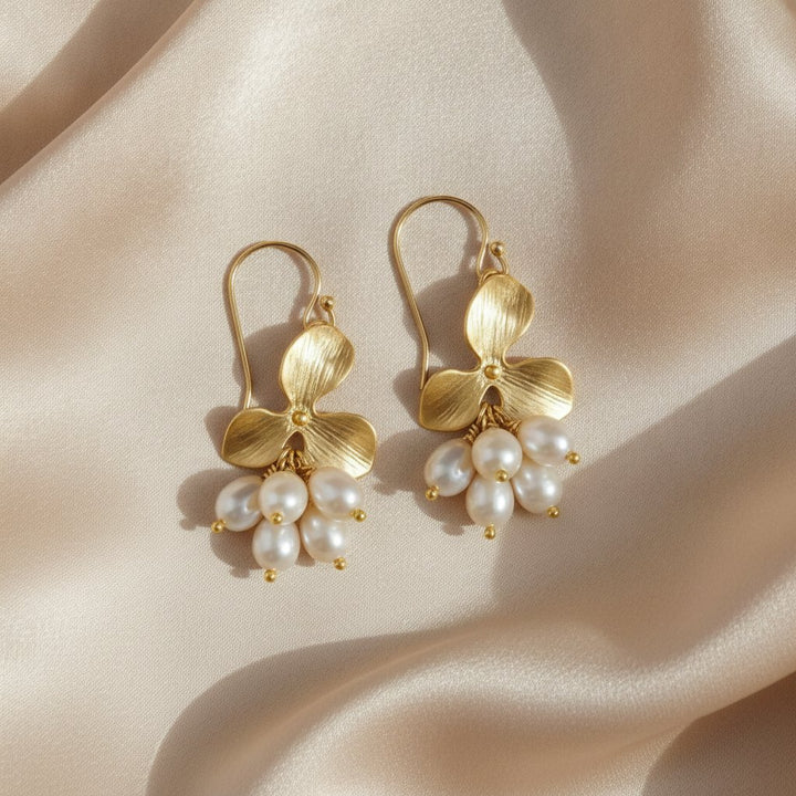 Fleur Pearl Earrings