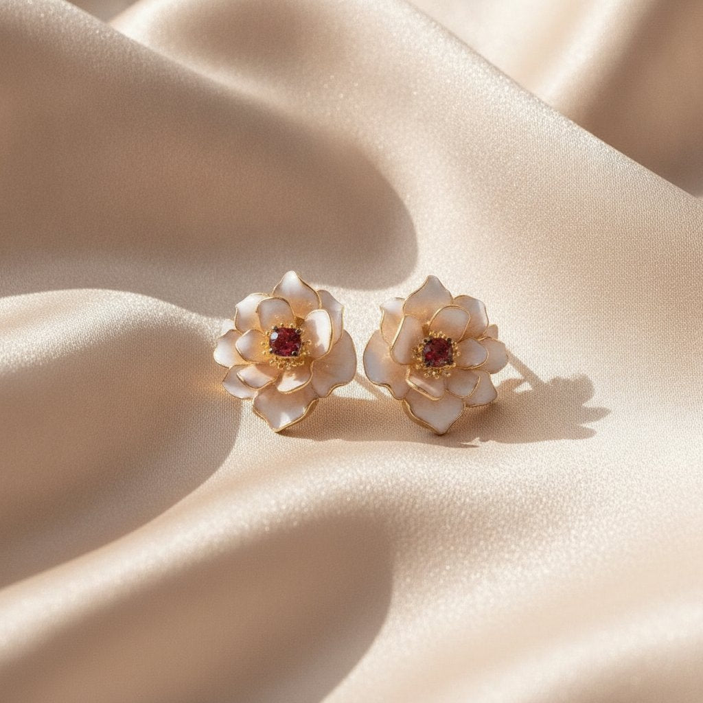 Fleur Gold Earrings