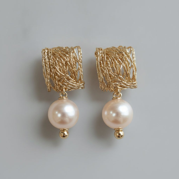 Fleur Pearl Earrings