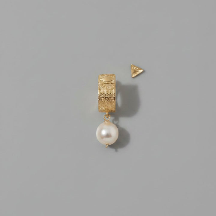 Cosette Pearl Earrings