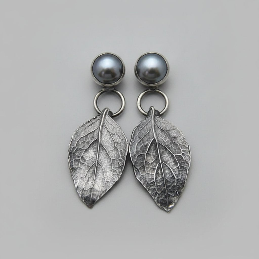 Elise Pearl Earrings