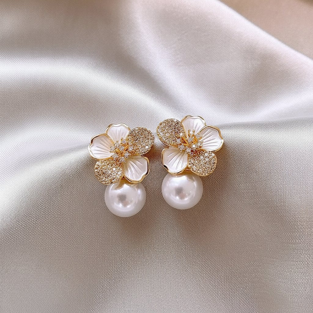 Ondina Pearl Earrings