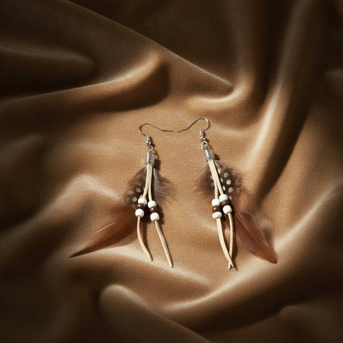 Pendientes vintage con pluma natural marrón