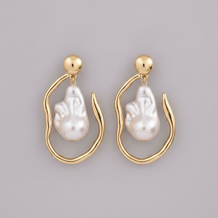 Ambre Pearl Earrings
