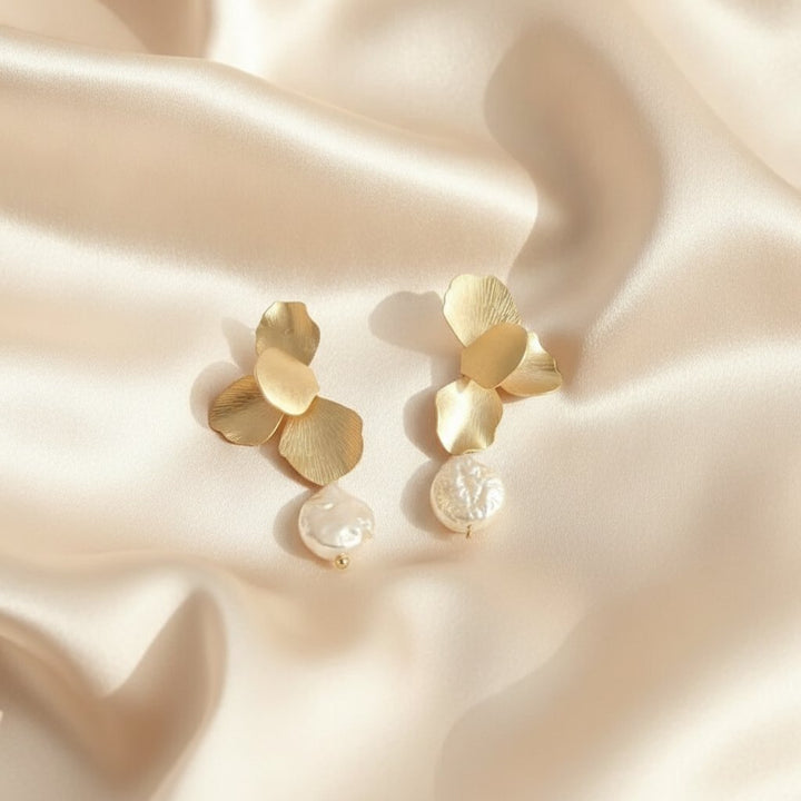 Ambre Pearl Earrings