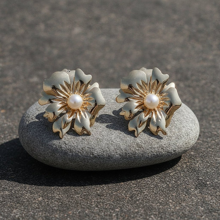 Ambre Pearl Earrings