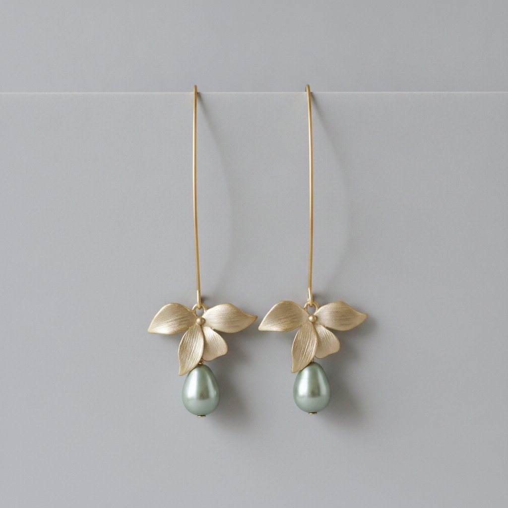 Albane Pearl Earrings