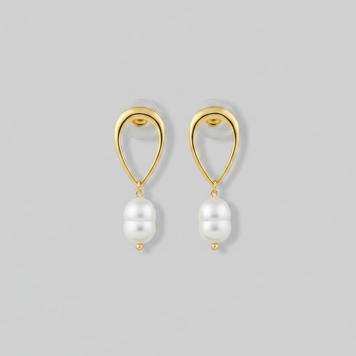 Albane Pearl Earrings