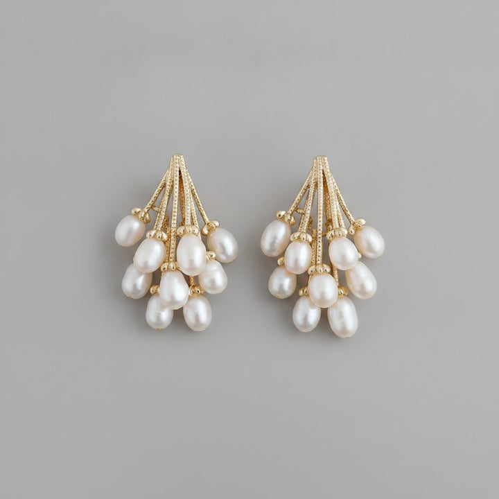 Capucine Pearl Earrings