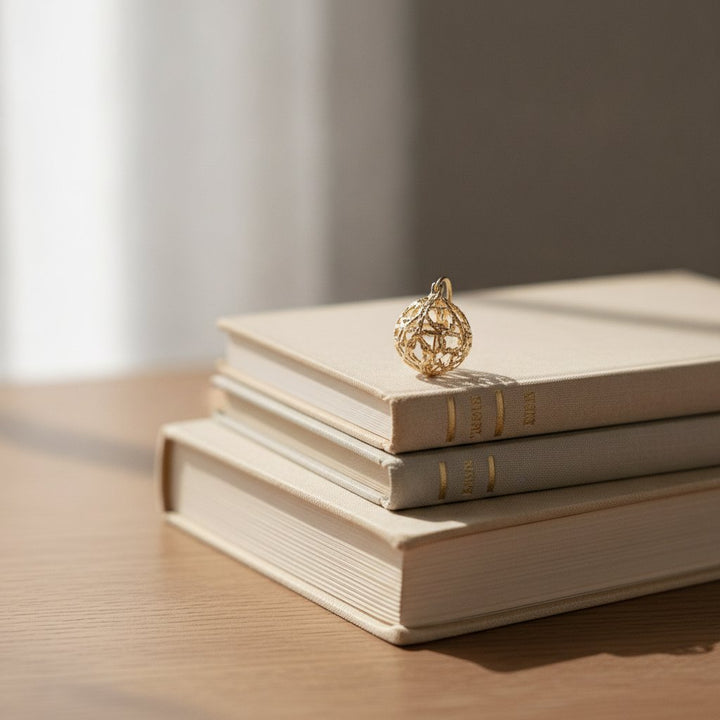 Fleur Gold Earrings