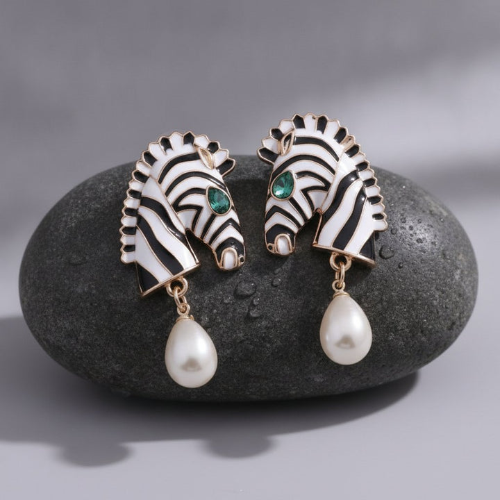 Fleur Pearl Earrings