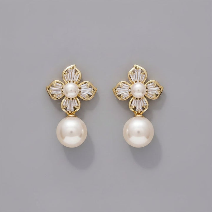 Fleur Pearl Earrings