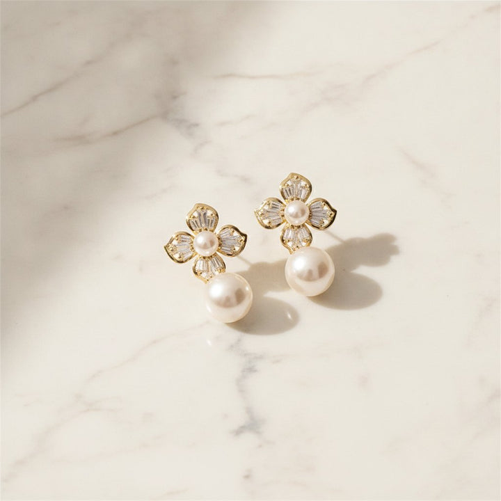 Fleur Pearl Earrings