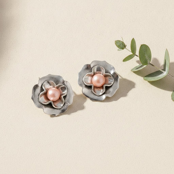 Fleur Pearl Earrings