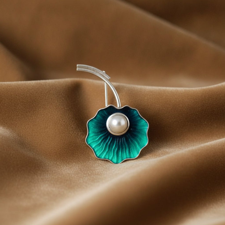 Fleur Pearl Earrings