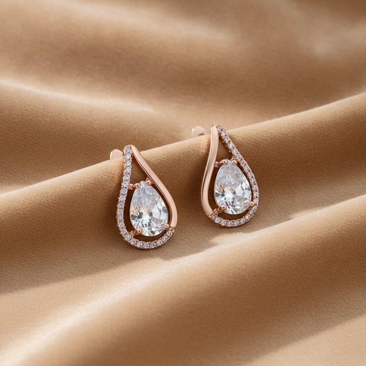 Fleur Gold Earrings