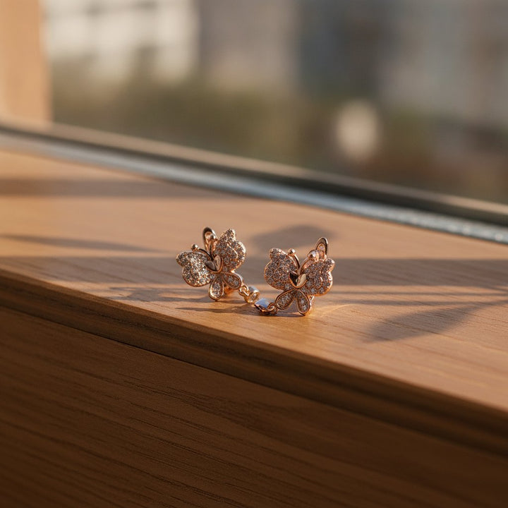 Fleur Gold Earrings