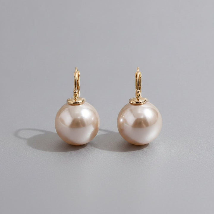 Romy Pearl Earrings
