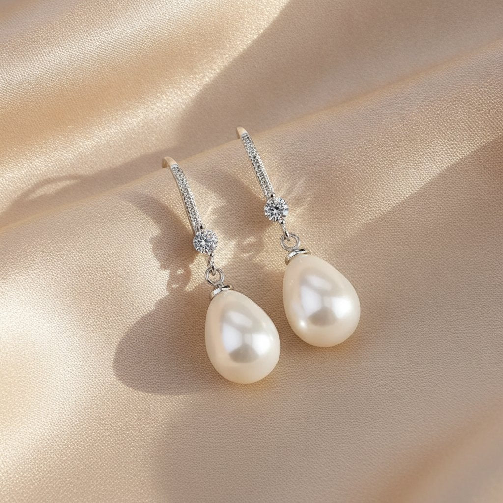 Romy Pearl Earrings