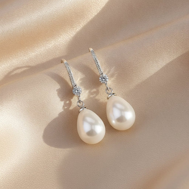 Romy Pearl Earrings