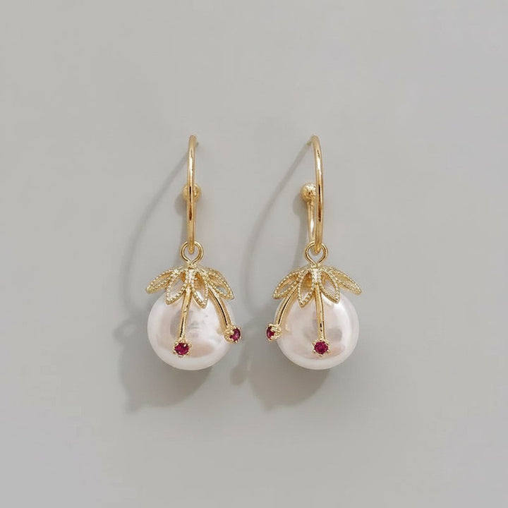 Romy Pearl Earrings