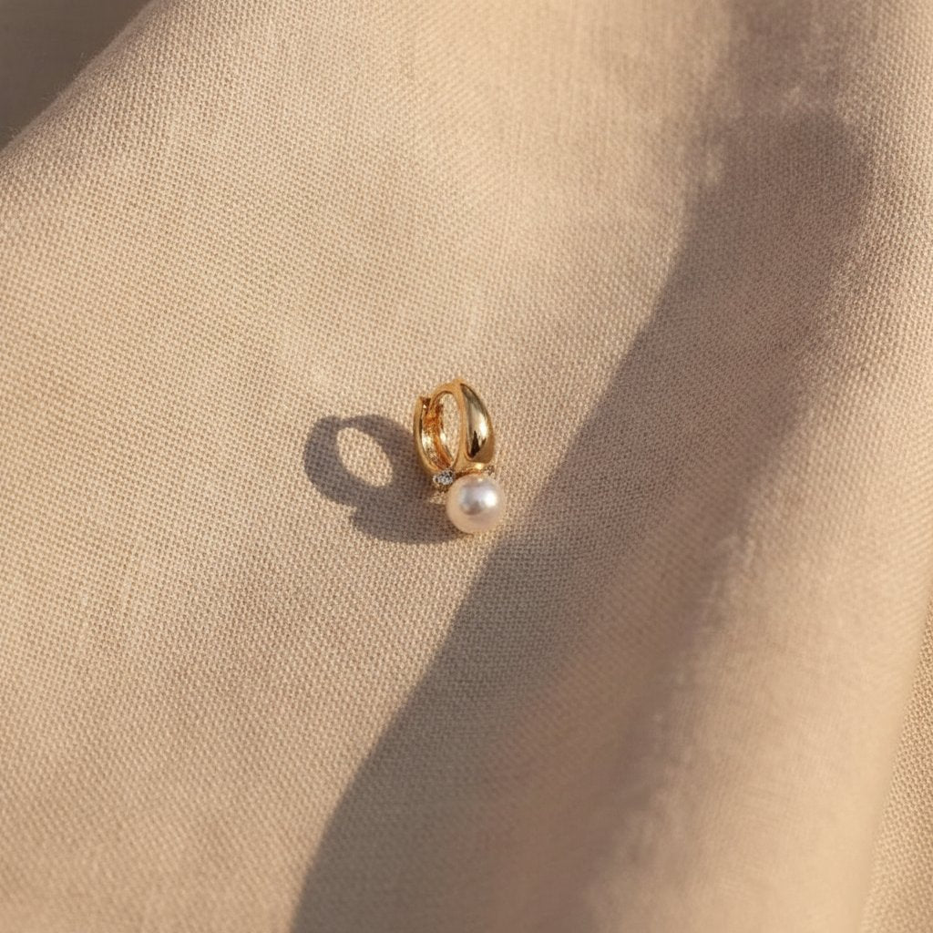 Romy Pearl Earrings