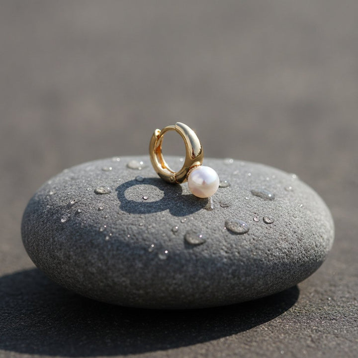 Romy Pearl Earrings