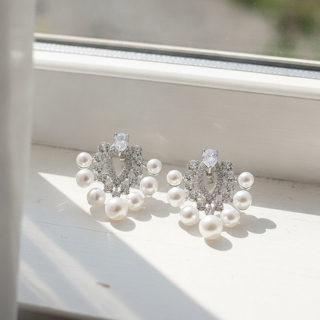 Blythe Pearl Earrings
