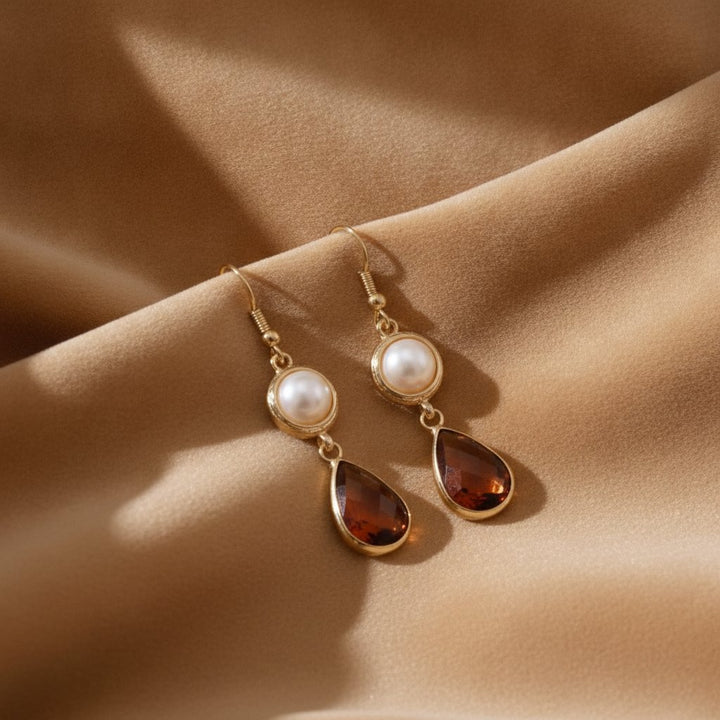 Blythe Pearl Earrings