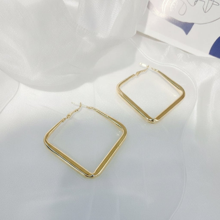 Tindra Gold Earrings